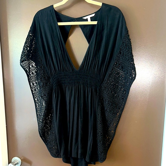 VICTORIA’s SECRET Black Crochet Sleeve SWIMSUIT Cover sz S - Picture 1 of 6